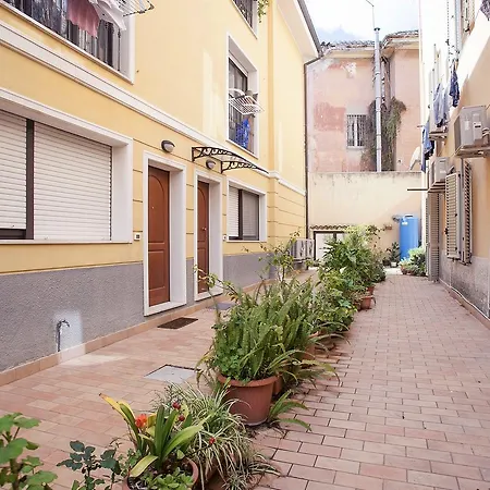 Alojamento de Acomodação e Pequeno-almoço Davi Cagliari